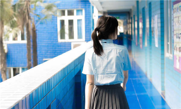 西乡塘如何找到一个可以帮助我生孩子的女人？